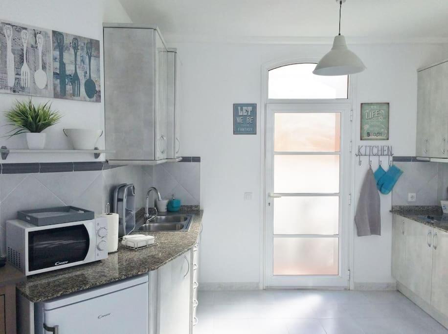 קורלחו Lovely Villa - Pool Front, Private Roof Terrace, Wifi Fiber Optic מראה חיצוני תמונה